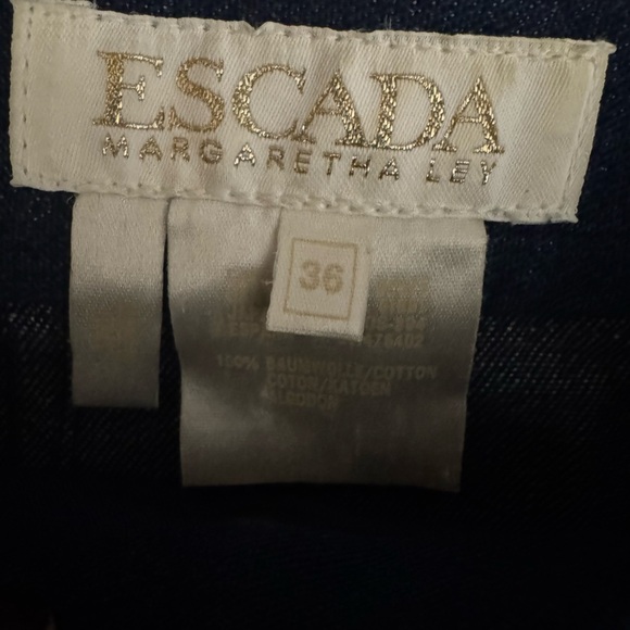 Escada Dark Blue Straight Leg Jeans Size 36 or 6 - Picture 3 of 5